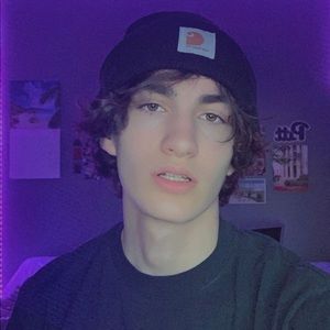 Meet your Posher, Lucas